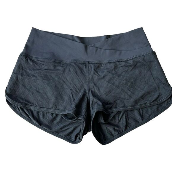 Lululemon Women’s Size 2 Crossover Waist‎ Astro Shorts Black Athletic Sporty Gym - Picture 2 of 8